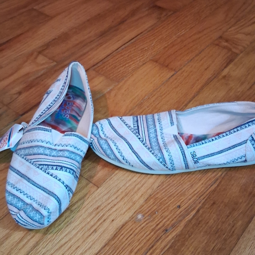 Skecher Shoes